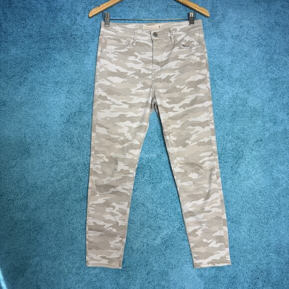 Levi's Denim - Levi’s 720 High-Rise Super Skinny Women’s Size 28 Camo White Beige Stretch